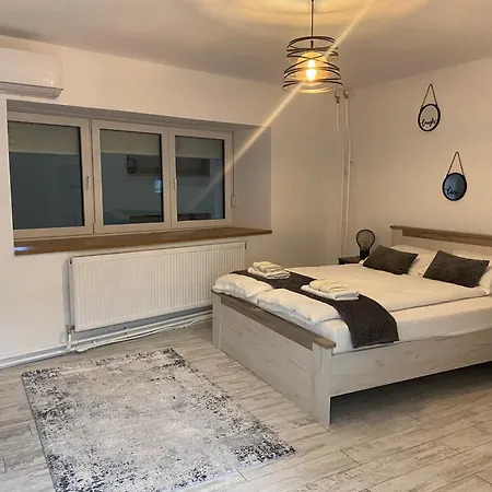 Elite Luxury 2br شقة *